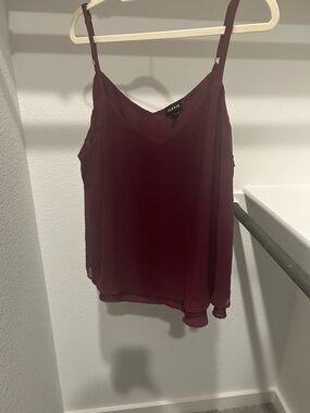 Torrid Chiffon Cami Tank Top Size 1 Burgundy Flowy Sleeveless Blouse Plus Size